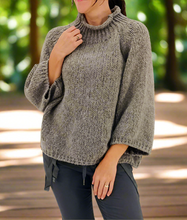 Load image into Gallery viewer, Soraya Boxy Boucle Sweater : SAGE