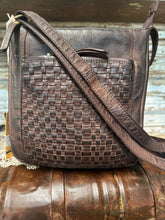 Load image into Gallery viewer, Bag - Crossbody: BROWN
