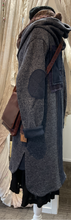 Load image into Gallery viewer, Jacket: soft knit - NAVY
