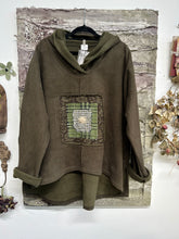 Load image into Gallery viewer, Sweatshirt - Fleece: OLIVE
