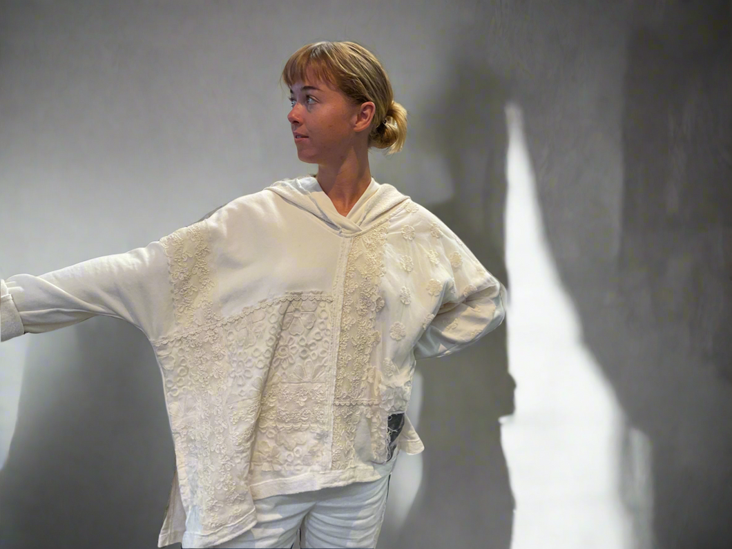 Sweat Shirt with Hood - CREAM