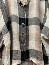 Load image into Gallery viewer, Armani - BLUSH CHECK
