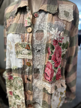 Load image into Gallery viewer, Patch Overshirt - DUSKY ROSE CHECK
