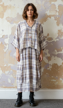 Load image into Gallery viewer, Armani - BLUSH PLAID
