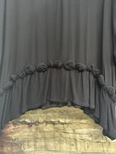 Load image into Gallery viewer, Roses Top: BLACK
