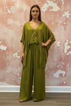 Load image into Gallery viewer, Palazzo Pants - CHARTRUESE
