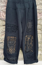 Load image into Gallery viewer, Patch Pants -Black
