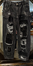 Load image into Gallery viewer, Faded black patch jeans
