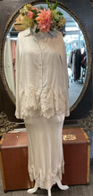Load image into Gallery viewer, Blouse - STONE or ROSE
