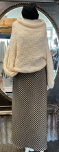 Load image into Gallery viewer, Plaid Skirt - DIAMOND
