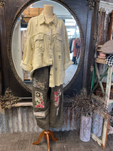 Load image into Gallery viewer, Patch Pants - WOOL KHAKI
