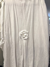 Load image into Gallery viewer, Charlee Top - LINEN WHITE
