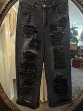 Load image into Gallery viewer, Patch Denims - BLACK
