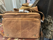 Load image into Gallery viewer, Bag: Men’s Messenger - TAN
