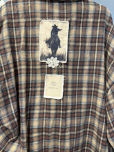 Load image into Gallery viewer, Check Boyfriend Shirt
