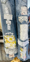 Load image into Gallery viewer, BILLIE ROSE JEANS
