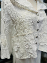 Load image into Gallery viewer, Patch Hood Jacket - WHITE
