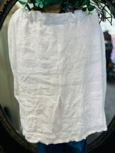 Load image into Gallery viewer, Roses Top - WHITE
