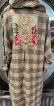 Load image into Gallery viewer, Patch Hooded Overshirt - DUSKY ROSE CHECK
