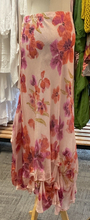 Load image into Gallery viewer, Rooshe Skirt - IRIS PINK
