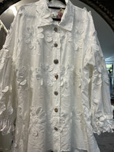 Load image into Gallery viewer, Daisy Shirt - WHITE
