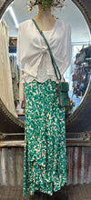 Load image into Gallery viewer, Emerald green Follie skirt
