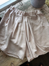 Load image into Gallery viewer, Shorts - DUSTY PINK
