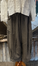 Load image into Gallery viewer, Pocket Pants - DIAMOND
