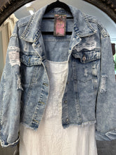 Load image into Gallery viewer, Denim Patched Jacket
