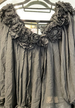 Load image into Gallery viewer, Roses Top - BLACK
