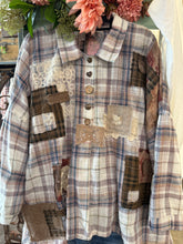 Load image into Gallery viewer, Patch Shirt - SKY PLAID

