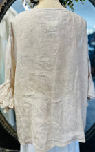 Load image into Gallery viewer, Roses Top - NATURAL
