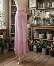 Load image into Gallery viewer, Skirt - TEAROSE
