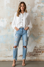 Load image into Gallery viewer, Zepher Blouse - LINEN WHITE
