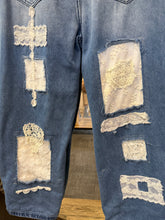 Load image into Gallery viewer, Billie Rose Jeans
