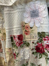 Load image into Gallery viewer, Vintage Patch Pants - ANTIQUE ROSE
