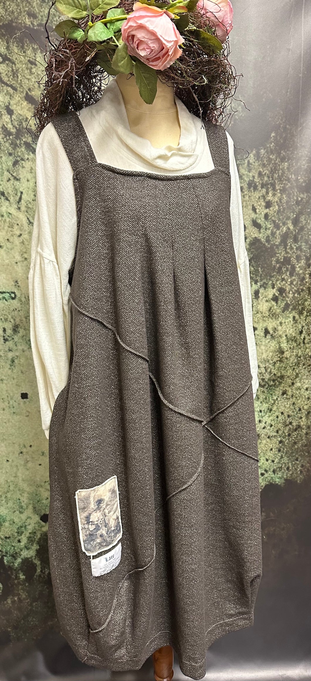 Pinafore - Wool: DONKEY