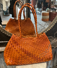 Load image into Gallery viewer, Enrica - COGNAC
