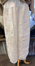 Load image into Gallery viewer, Patch Pants - WHITE
