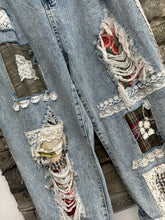 Load image into Gallery viewer, Billie ROSE Jeans - DENIM

