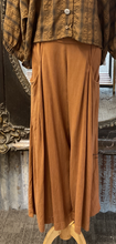 Load image into Gallery viewer, Pocket Pants - COGNAC
