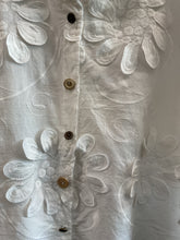 Load image into Gallery viewer, Armani - DAISY WHITE
