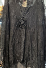 Load image into Gallery viewer, Overtop - BLACK LACE
