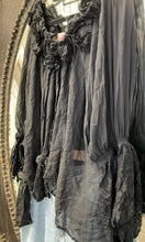 Load image into Gallery viewer, Roses Top - BLACK

