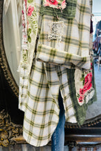 Load image into Gallery viewer, Boyfriend Shirt - PATCH: M/L
