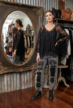 Load image into Gallery viewer, Overtop - BLACK LACE
