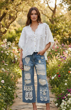 Load image into Gallery viewer, White Daisy Armani
