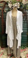 Load image into Gallery viewer, White linen Pearl jacket
