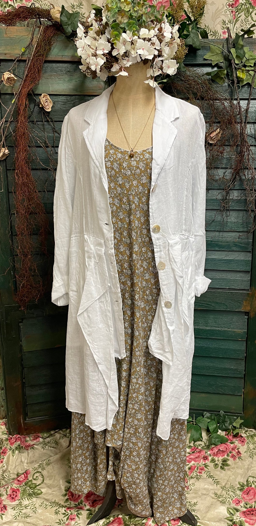 White linen Pearl jacket