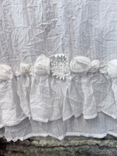 Load image into Gallery viewer, White Rose Top
